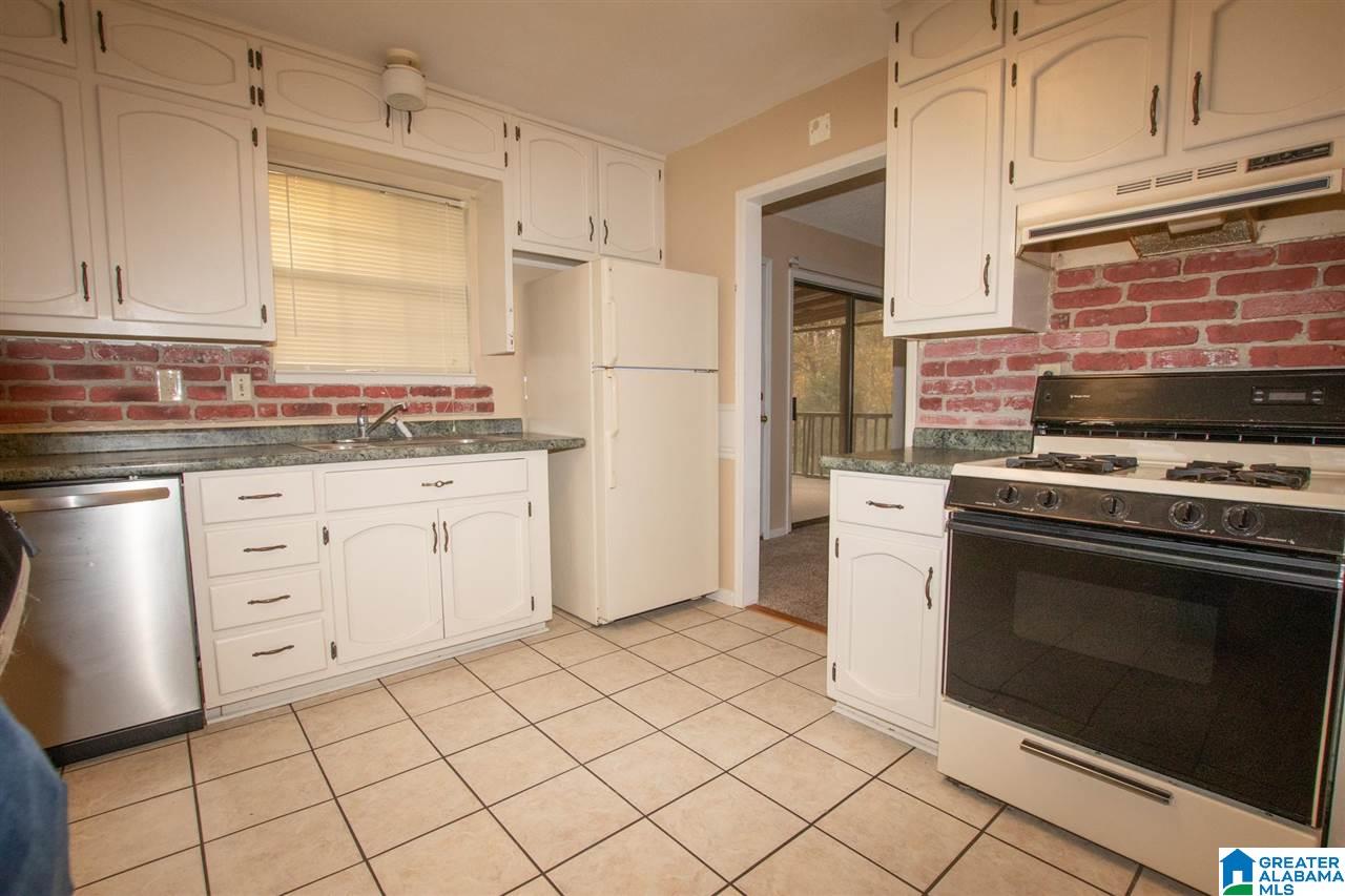920 Chapel Road Warrior, AL 35180 - Photo 10 of 25