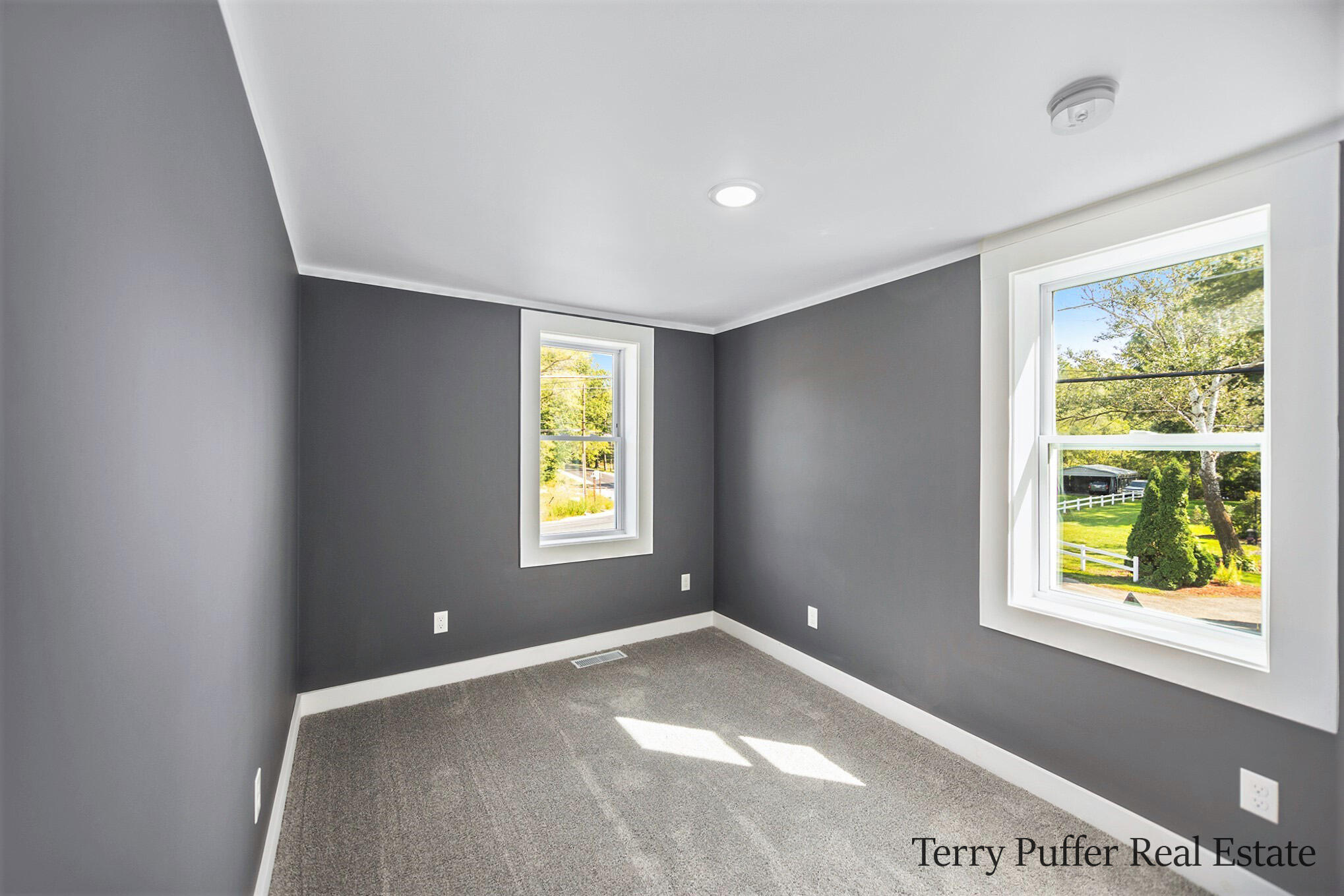 3817 Whitehall Road Muskegon, MI 49445 - Photo 13 of 30 _42A8447