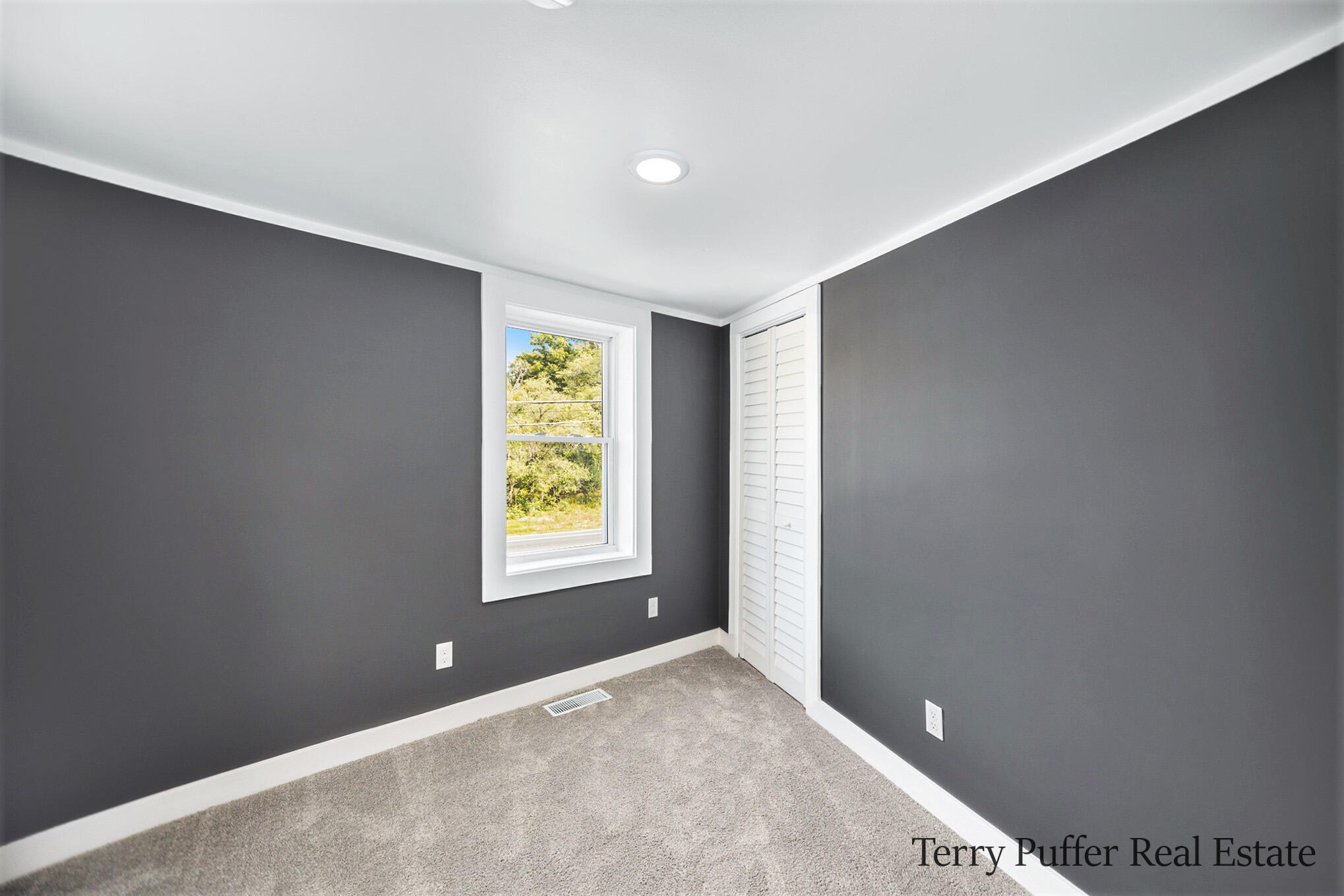 3817 Whitehall Road Muskegon, MI 49445 - Photo 17 of 30 _42A8457