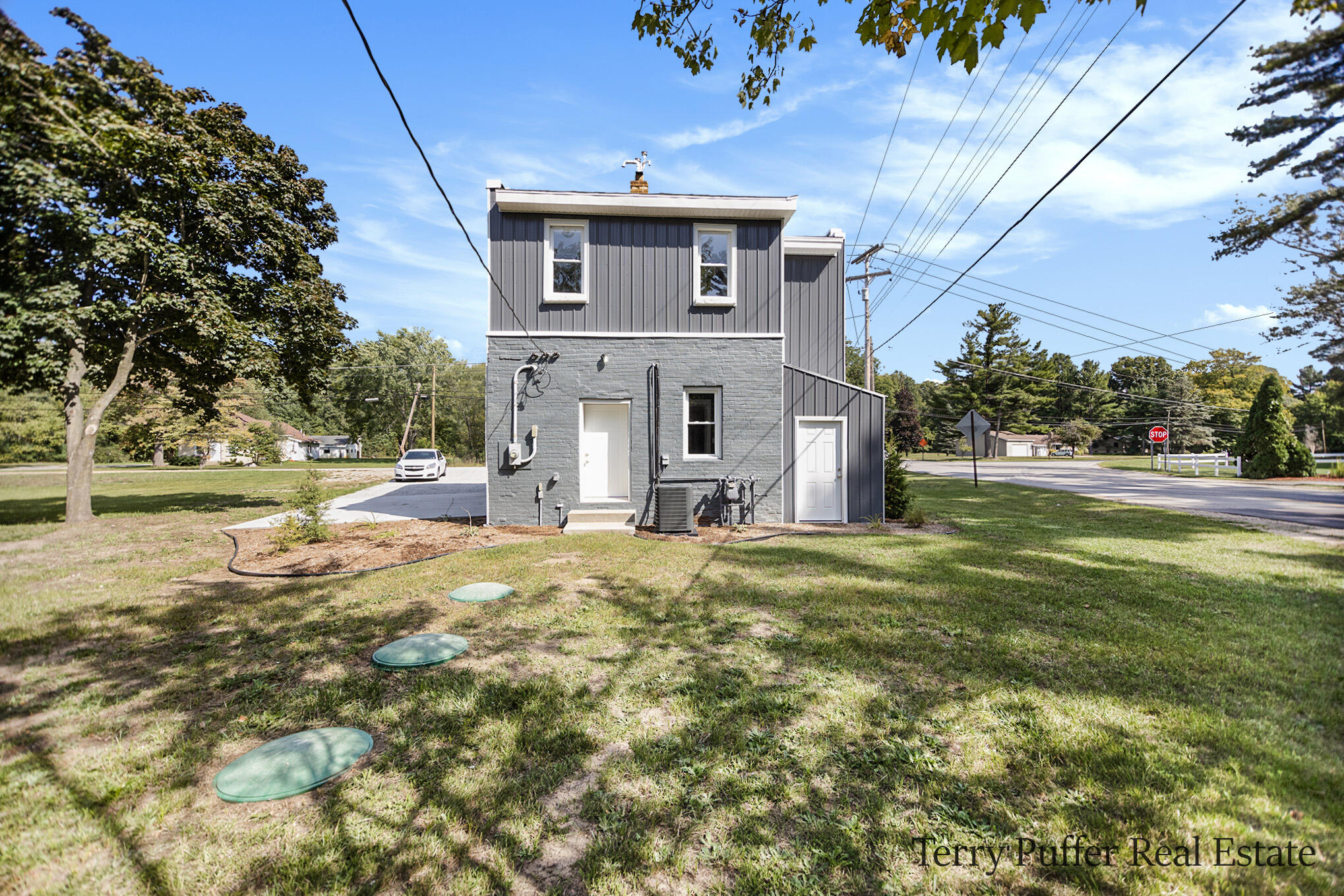 3817 Whitehall Road Muskegon, MI 49445 - Photo 28 of 30 _42A8405
