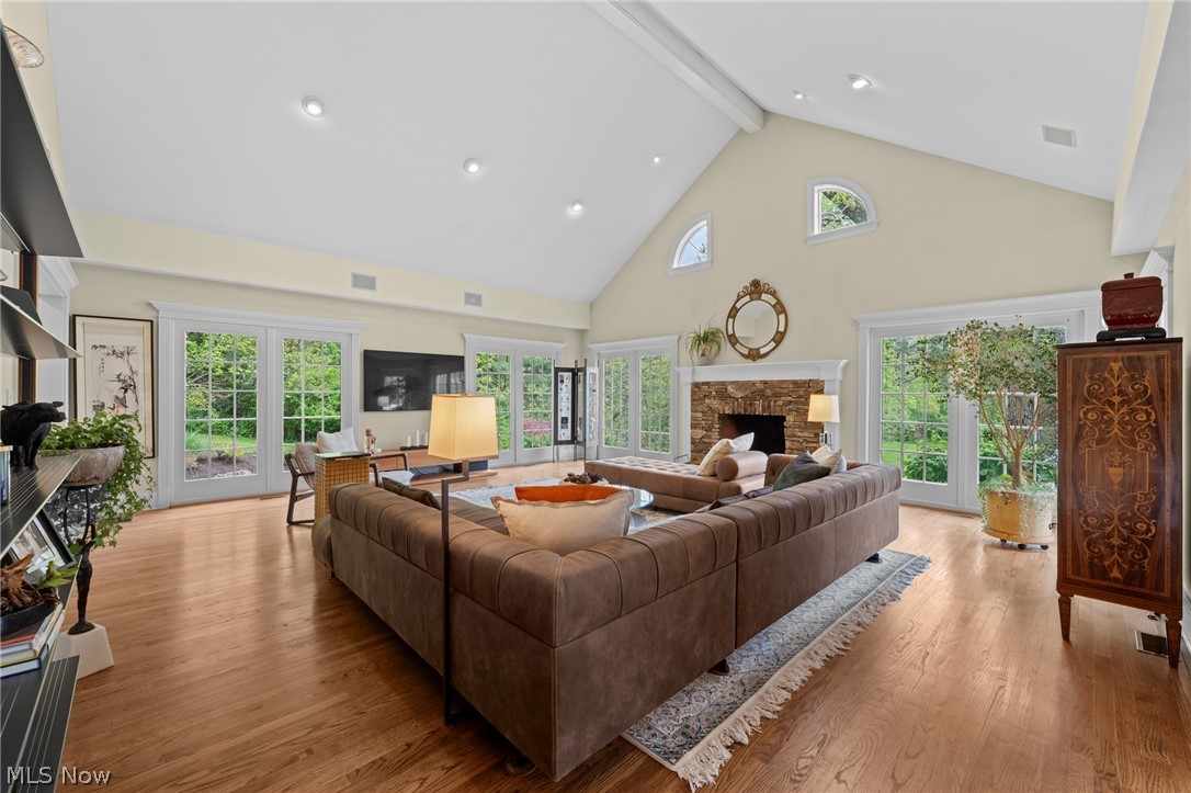 32899 Pinetree Road Pepper Pike, OH 44124 - Photo 14 of 45