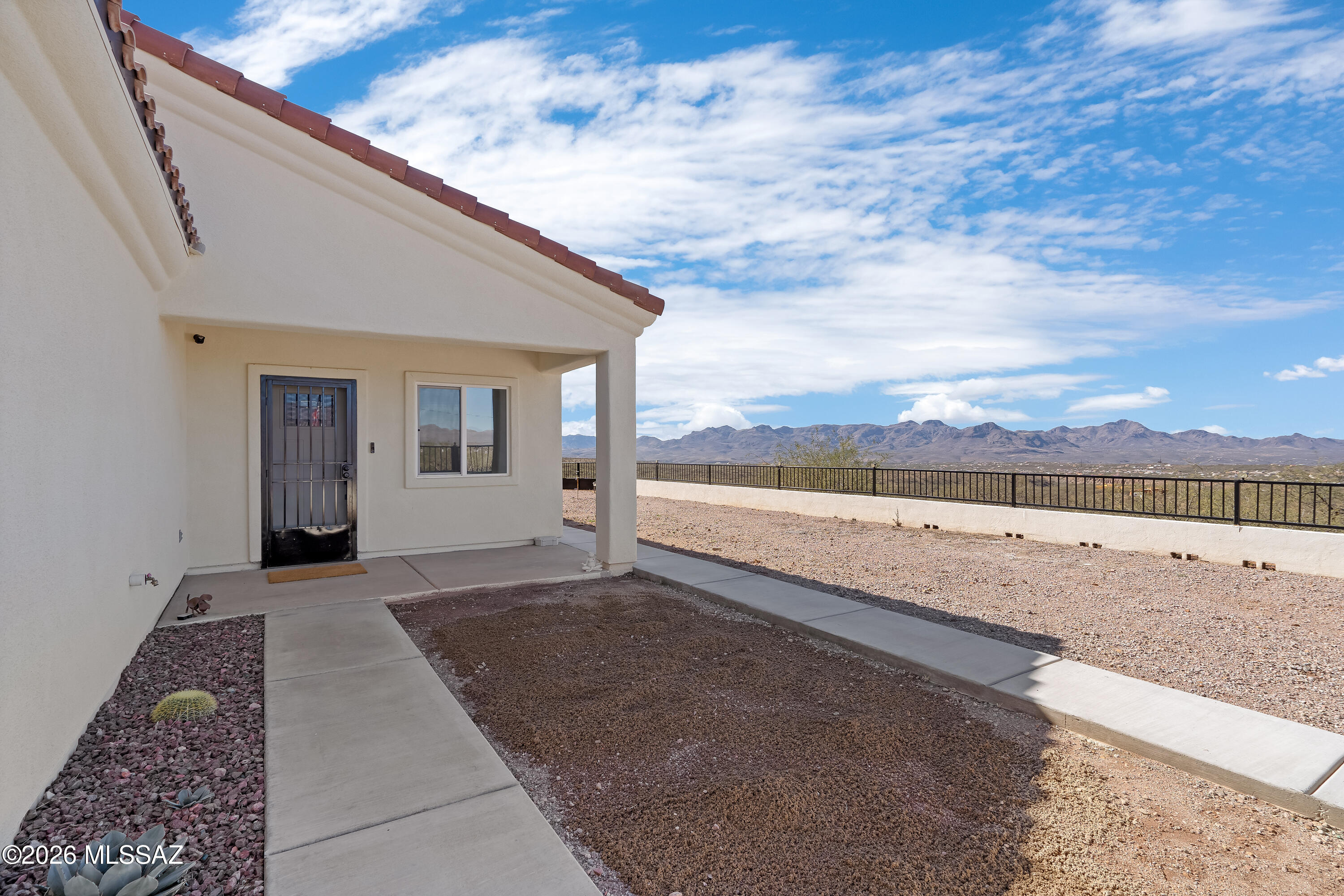 1810 Círculo Tortuga Rio Rico, AZ 85648 - Photo 6 of 44 1 Front Yard-4