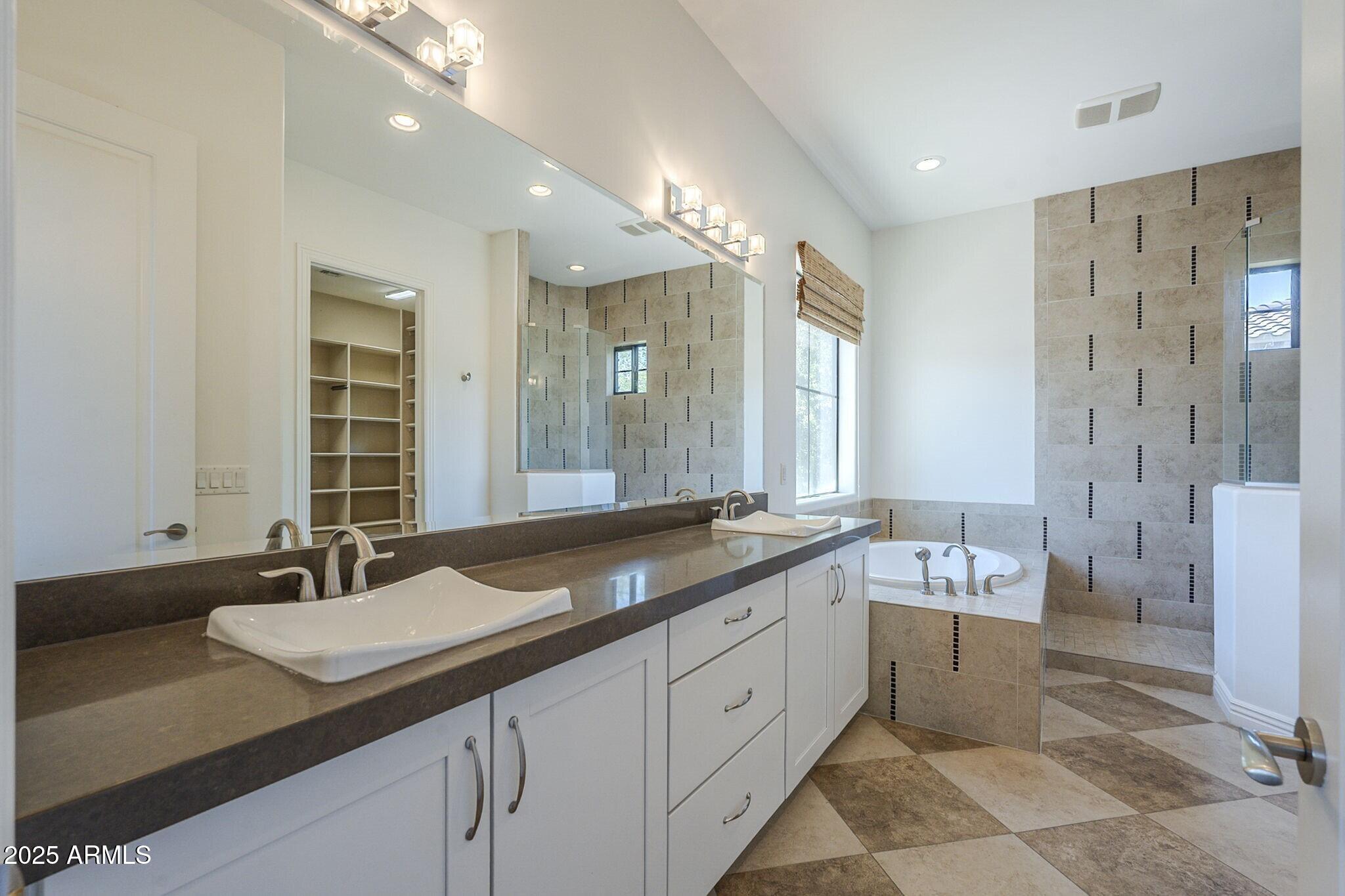 3812 East Camelback Road Phoenix, AZ 85018 - Photo 36 of 54 034_Primary Bathroom