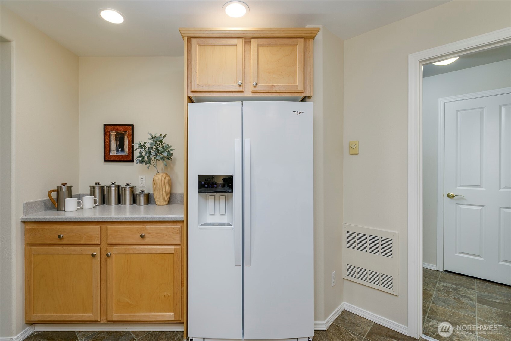 8500 Main Street, Unit F305 Edmonds, WA 98026 - Photo 10 of 25