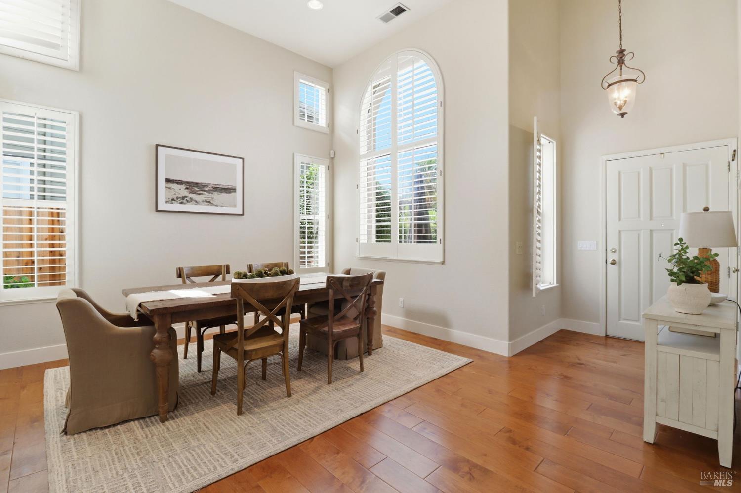 18 Richardson Road Novato, CA 94949 - Photo 3 of 40
