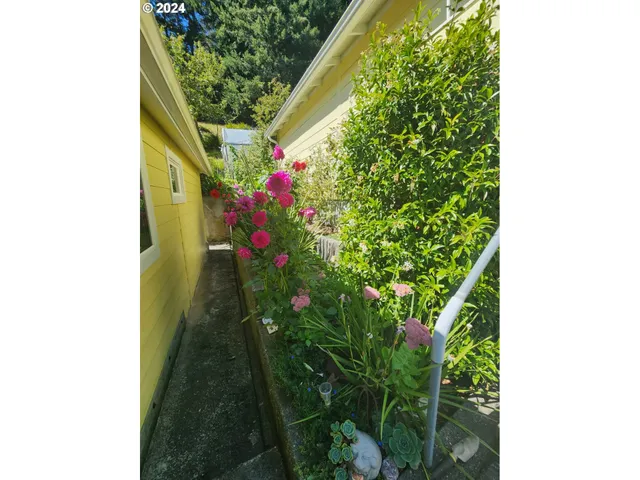 $595,000 | 94361 Wedderburn Loop, Gold Beach, OR 97444