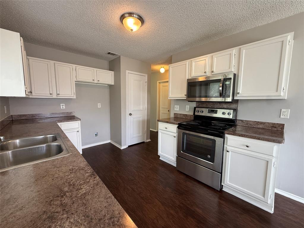 1330 Planters Road Mesquite, TX 75149 - Photo 13 of 28