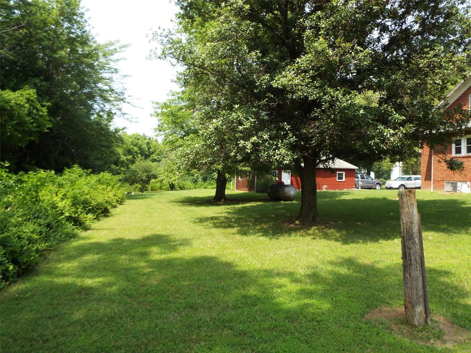 4493 Stone Church Road Addieville, IL 62214 - Photo 23 of 25