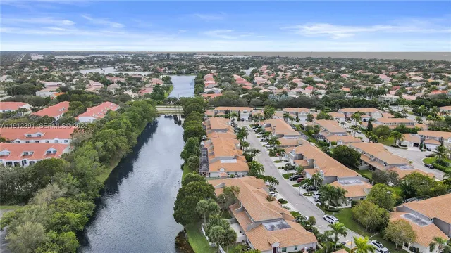 $565,000 | 5633 Northwest 117th Avenue, Coral Springs, FL 33076
