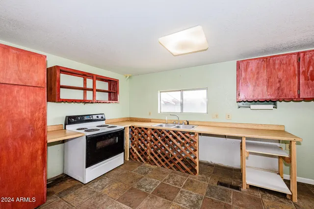 $215,000 | 151 East Havasu Way, Cochise, AZ 85606