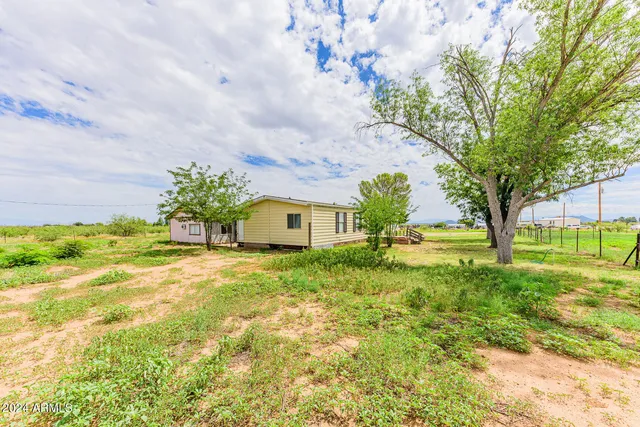 $215,000 | 151 East Havasu Way, Cochise, AZ 85606