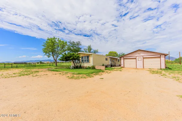 $199,000 | 151 East Havasu Way, Cochise, AZ 85606