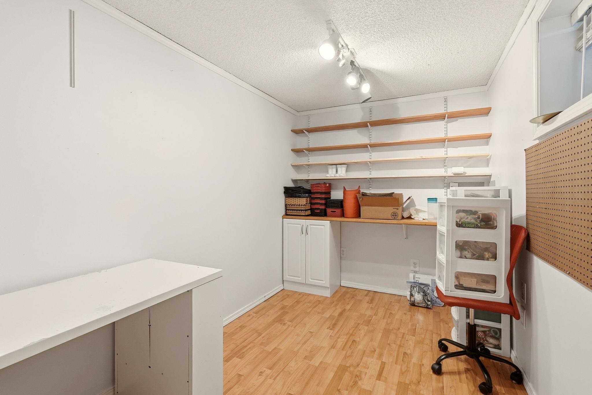1804 South Wardson Road Spokane Valley, WA 99212 - Photo 23 of 34