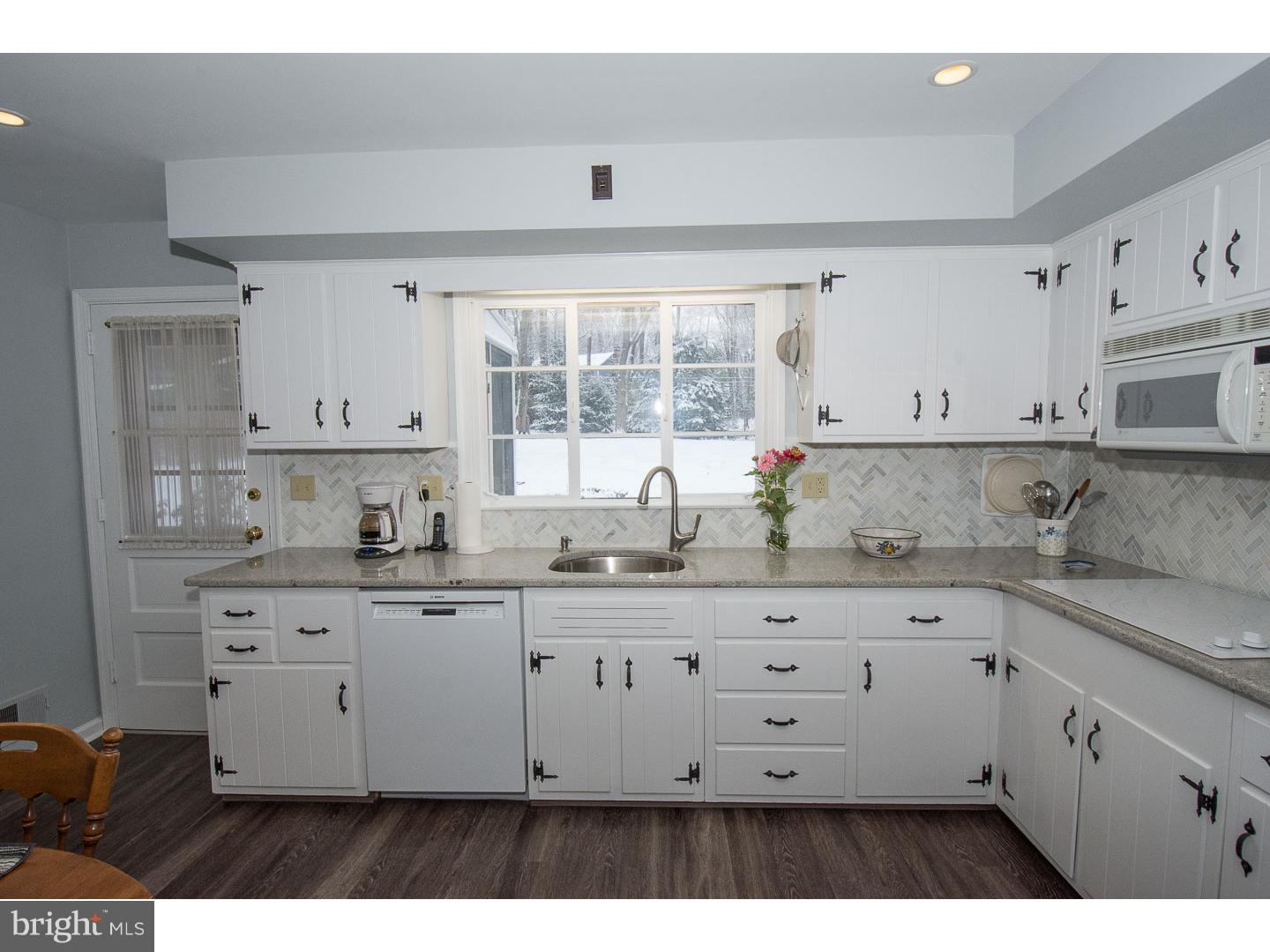 642 Llewelyn Road Berwyn, PA 19312 - Photo 10 of 25