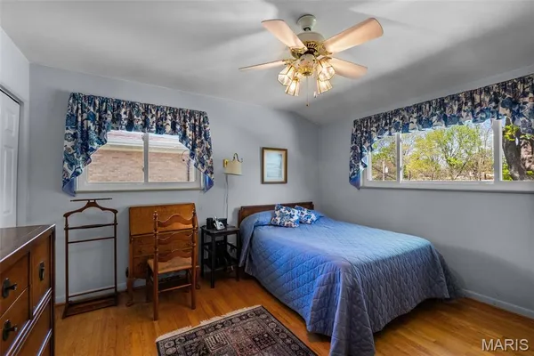 $350,000 | 10131 Glenfield Terrace, St. Louis, MO 63126