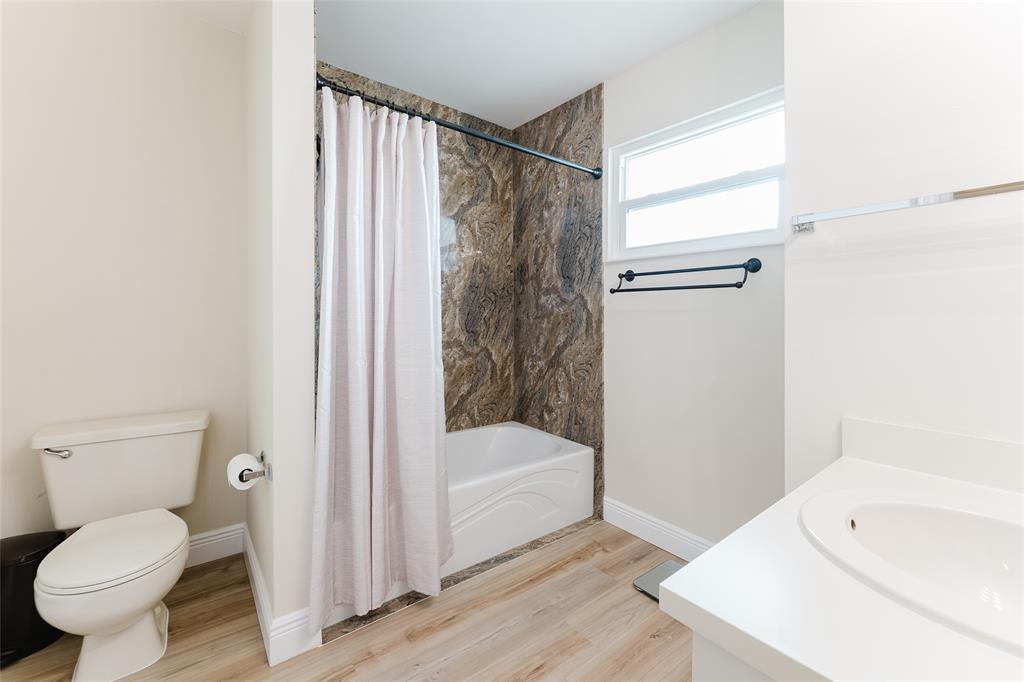 272 West Hemingway Circle Margate, FL 33063 - Photo 13 of 61