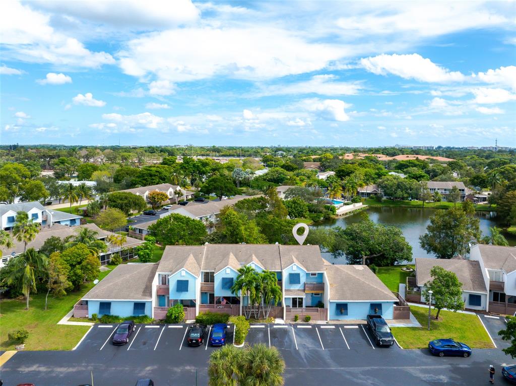 272 West Hemingway Circle Margate, FL 33063 - Photo 53 of 61 an aerial view of house with yard swimming pool and outdoor seating