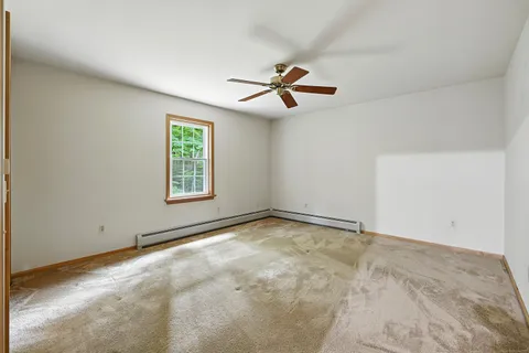 $550,000 | 30 Park Road, Oxford, CT 06478