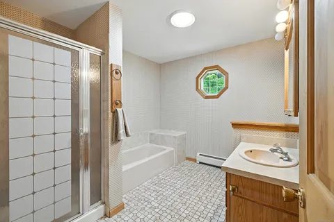 $550,000 | 30 Park Road, Oxford, CT 06478