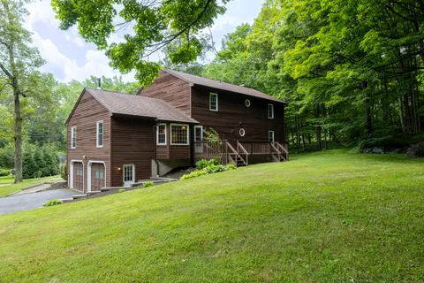 $550,000 | 30 Park Road, Oxford, CT 06478