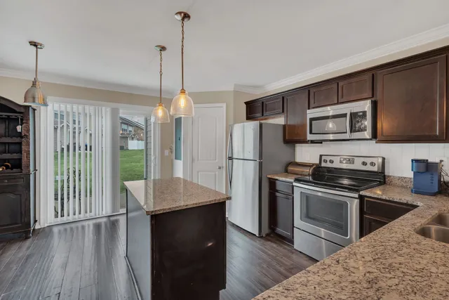 $275,000 | 127 Cobblestone Pl Drive, Goodlettsville, TN 37072