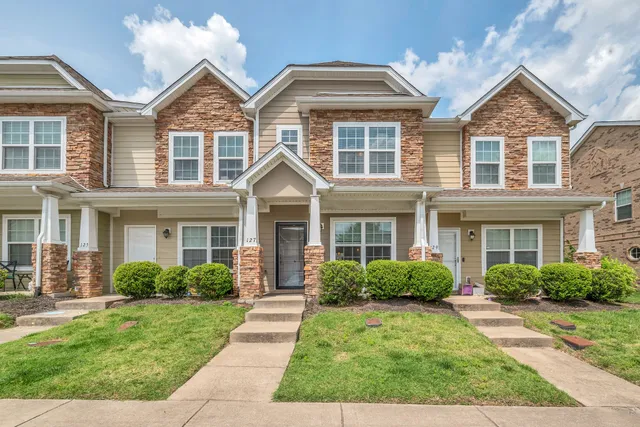 $275,000 | 127 Cobblestone Pl Drive, Goodlettsville, TN 37072