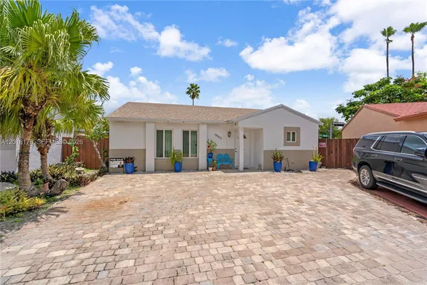 $529,000 | 19903 Northwest 67th Court, Hialeah, FL 33015
