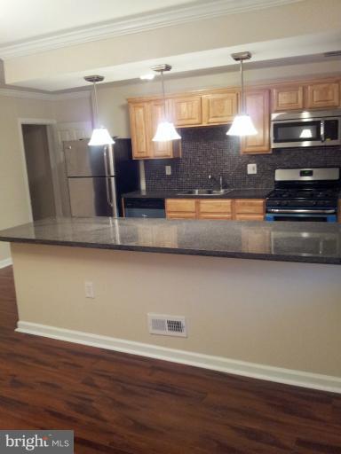 1518 Kennewick Road Baltimore, MD 21218 - Photo 5 of 12 Dining Room