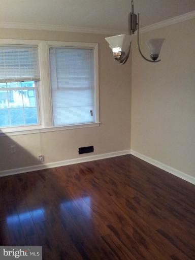 1518 Kennewick Road Baltimore, MD 21218 - Photo 7 of 12 Dining Room