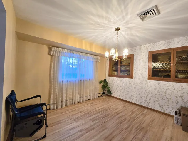 $2,800 | 17420 Royalcrest Drive, Brookfield, WI 53045