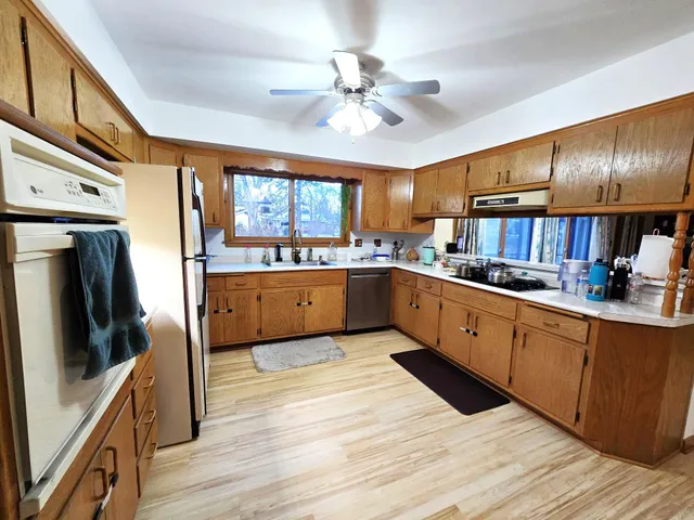 $2,800 | 17420 Royalcrest Drive, Brookfield, WI 53045