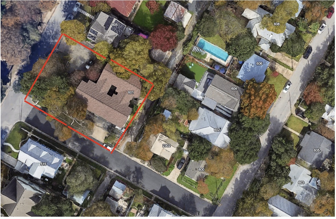 601 Hearn Street, Unit 207 Austin, TX 78703 - Photo 27 of 40 an aerial view of a house with a yard