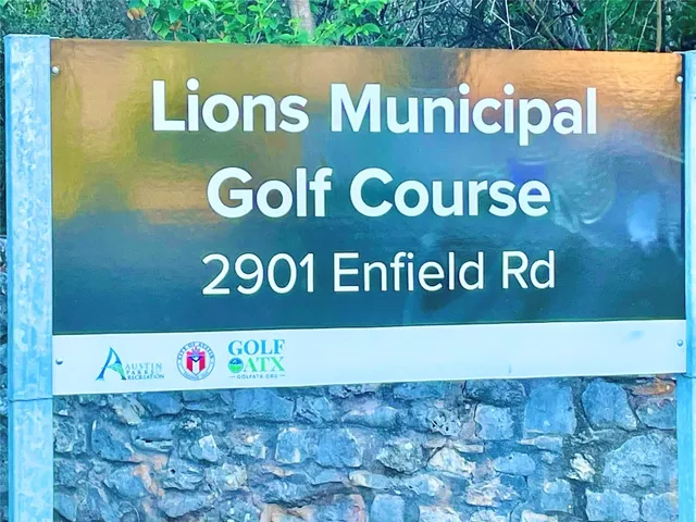 a view of sign board