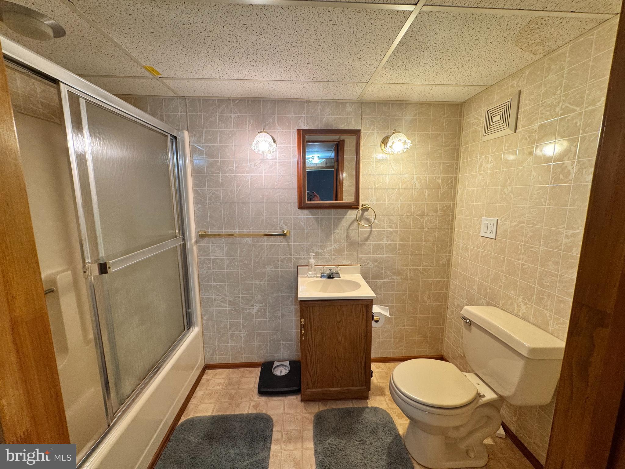 436 Castleton View Road Castleton, VA 22716 - Photo 38 of 66 a bathroom with a sink toilet and shower