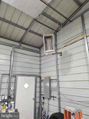 $674,000 | 436 Castleton View Road, Castleton, VA 22716