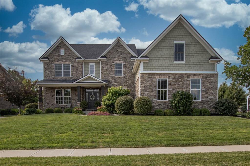 6176 Roxburgh Place Noblesville, IN 46062 - Photo 1 of 28 Gallery Image 1