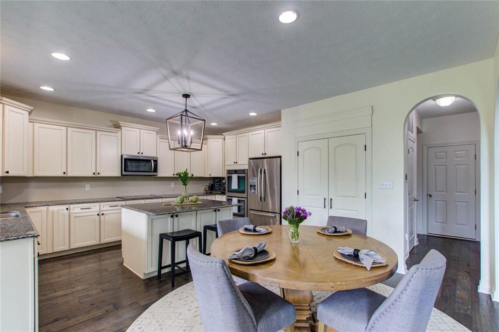 6176 Roxburgh Place Noblesville, IN 46062 - Photo 14 of 28 Gallery Image 14