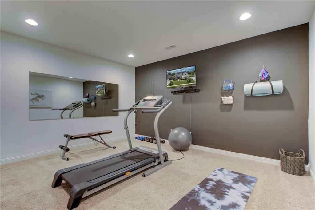 6176 Roxburgh Place Noblesville, IN 46062 - Photo 25 of 28 Gallery Image 25