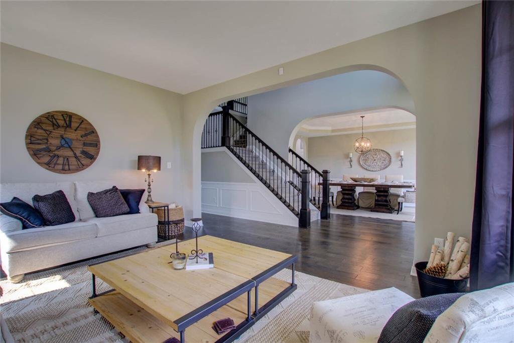 6176 Roxburgh Place Noblesville, IN 46062 - Photo 5 of 28 Gallery Image 5