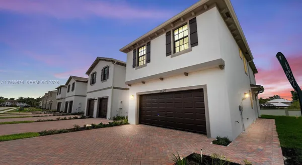 $2,731 | 5600 Northwest Coventry Circle, Unit 4BR, Port St. Lucie, FL 34986