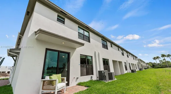 $2,731 | 5600 Northwest Coventry Circle, Unit 4BR, Port St. Lucie, FL 34986