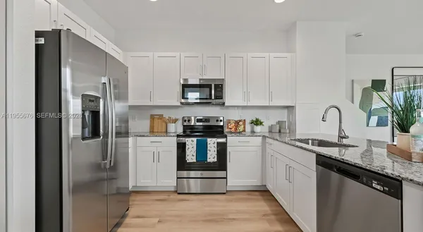 $2,731 | 5600 Northwest Coventry Circle, Unit 4BR, Port St. Lucie, FL 34986