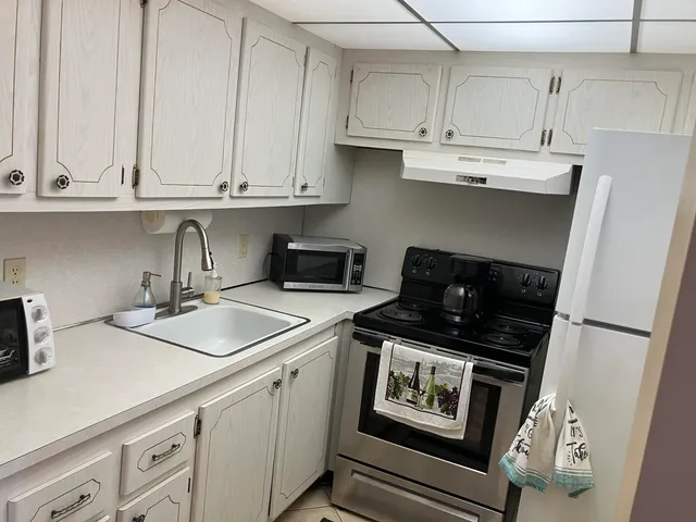 $1,500 | 100 Ventnor East, Deerfield Beach, FL 33442