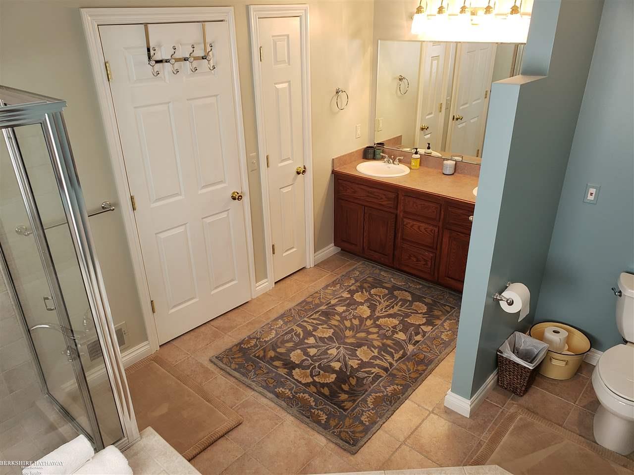 645 Appoline Court Rochester, MI 48307 - Photo 34 of 67 MASTER BATH