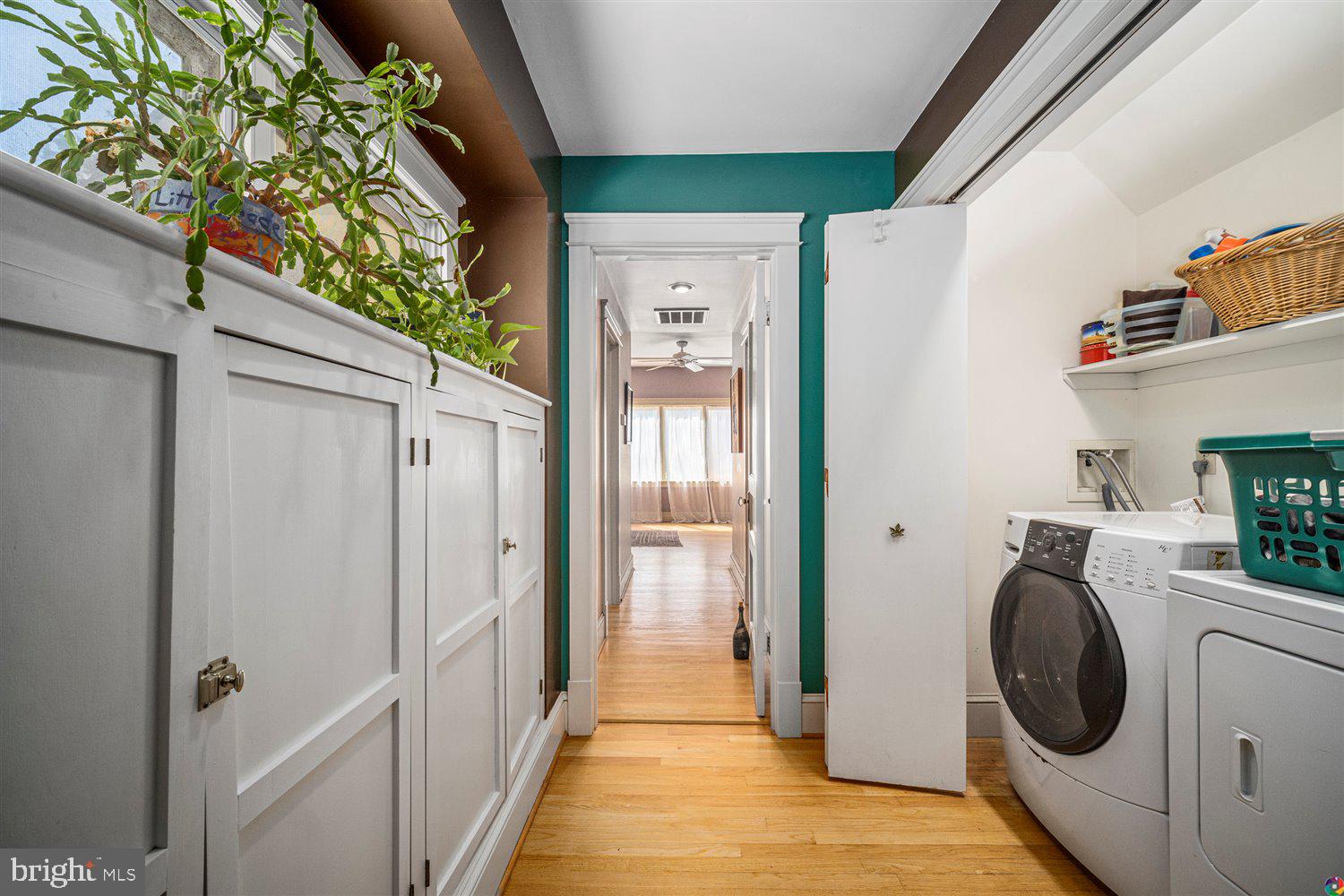 32 Manse Road Fredericksburg, VA 22406 - Photo 22 of 54 Upper level laundry area with built in storage.