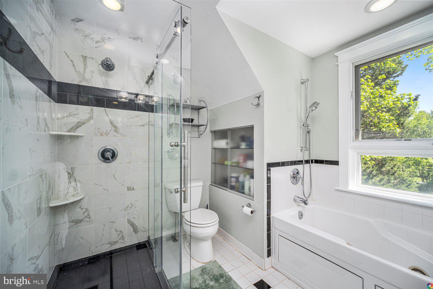 32 Manse Road Fredericksburg, VA 22406 - Photo 28 of 54 ...and large shower enclosure with marble tile.