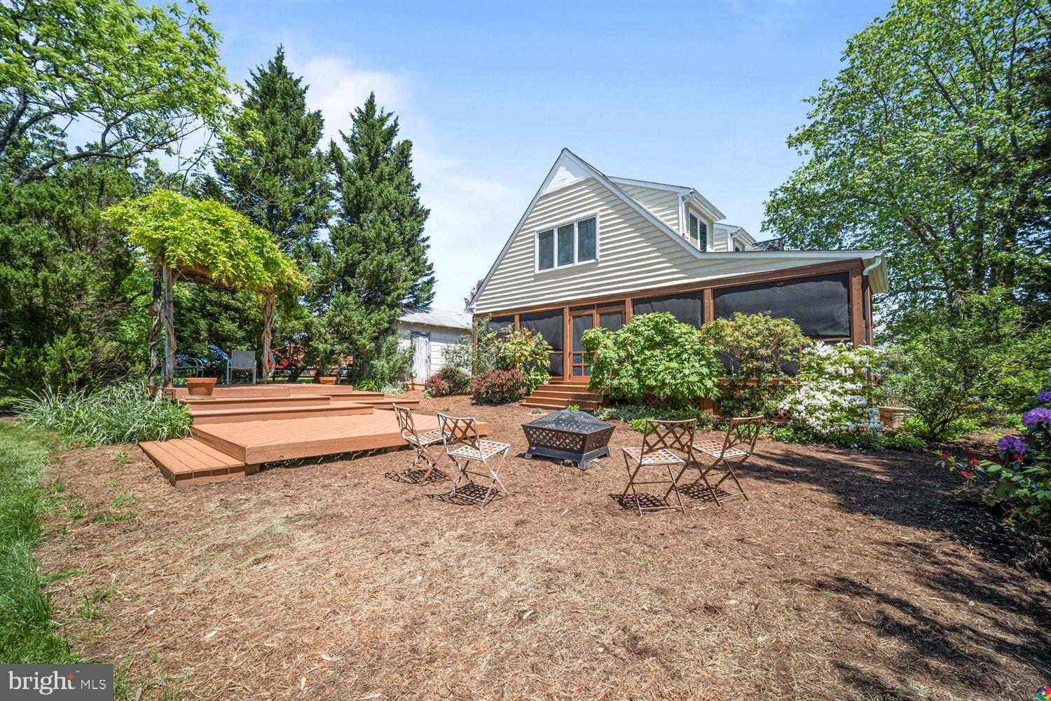 32 Manse Road Fredericksburg, VA 22406 - Photo 35 of 54 Lots of space for entertaining outdoors!