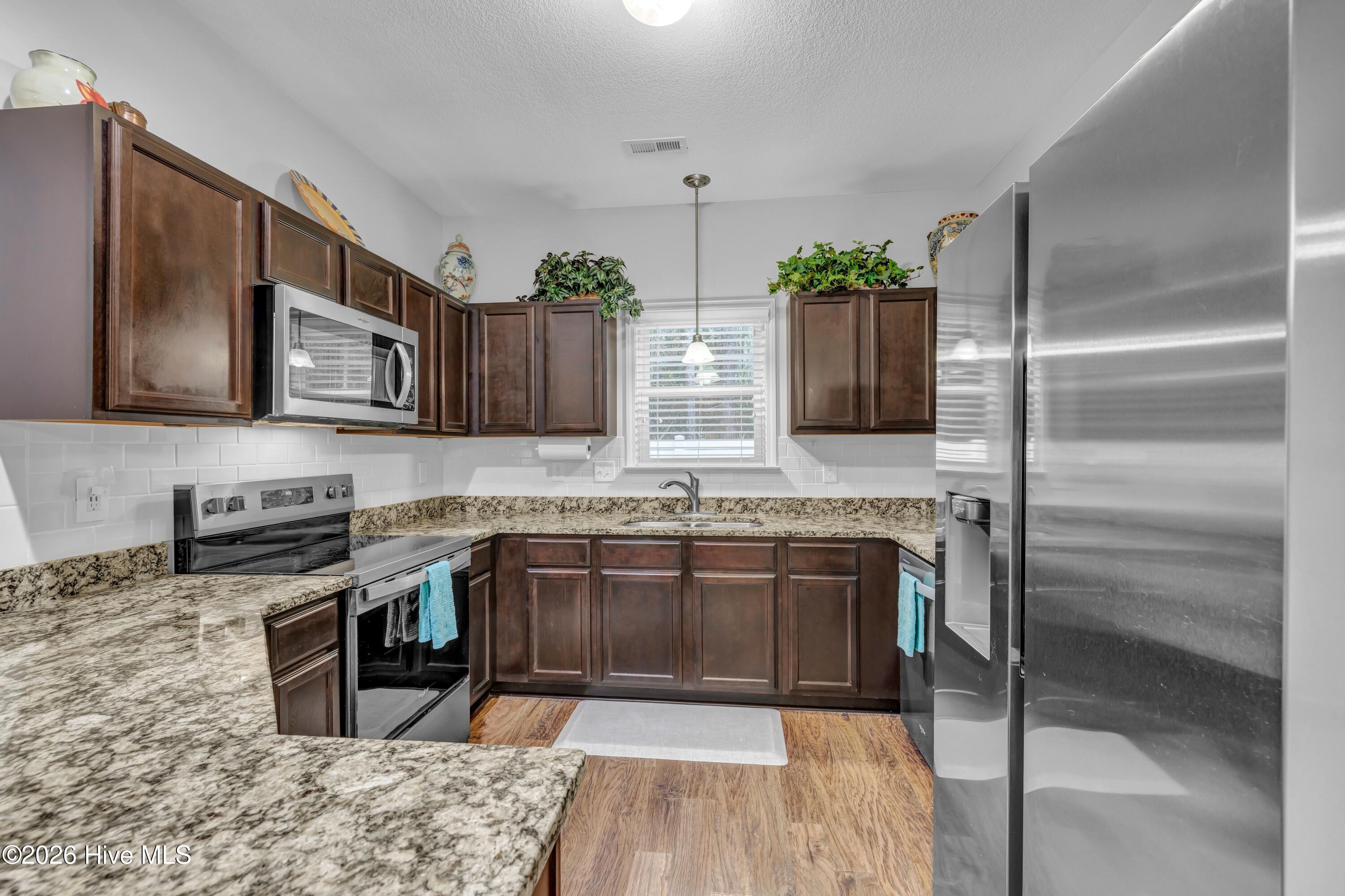 319 Cedar Island Trail Holly Ridge, NC 28445 - Photo 6 of 27 006_6q7a0785_177