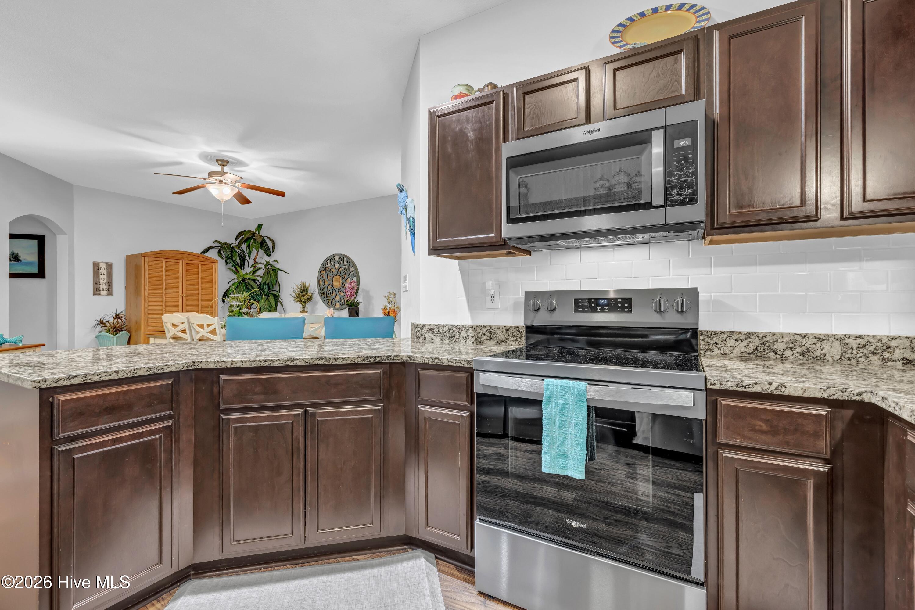 319 Cedar Island Trail Holly Ridge, NC 28445 - Photo 8 of 27 008_6q7a0791_770