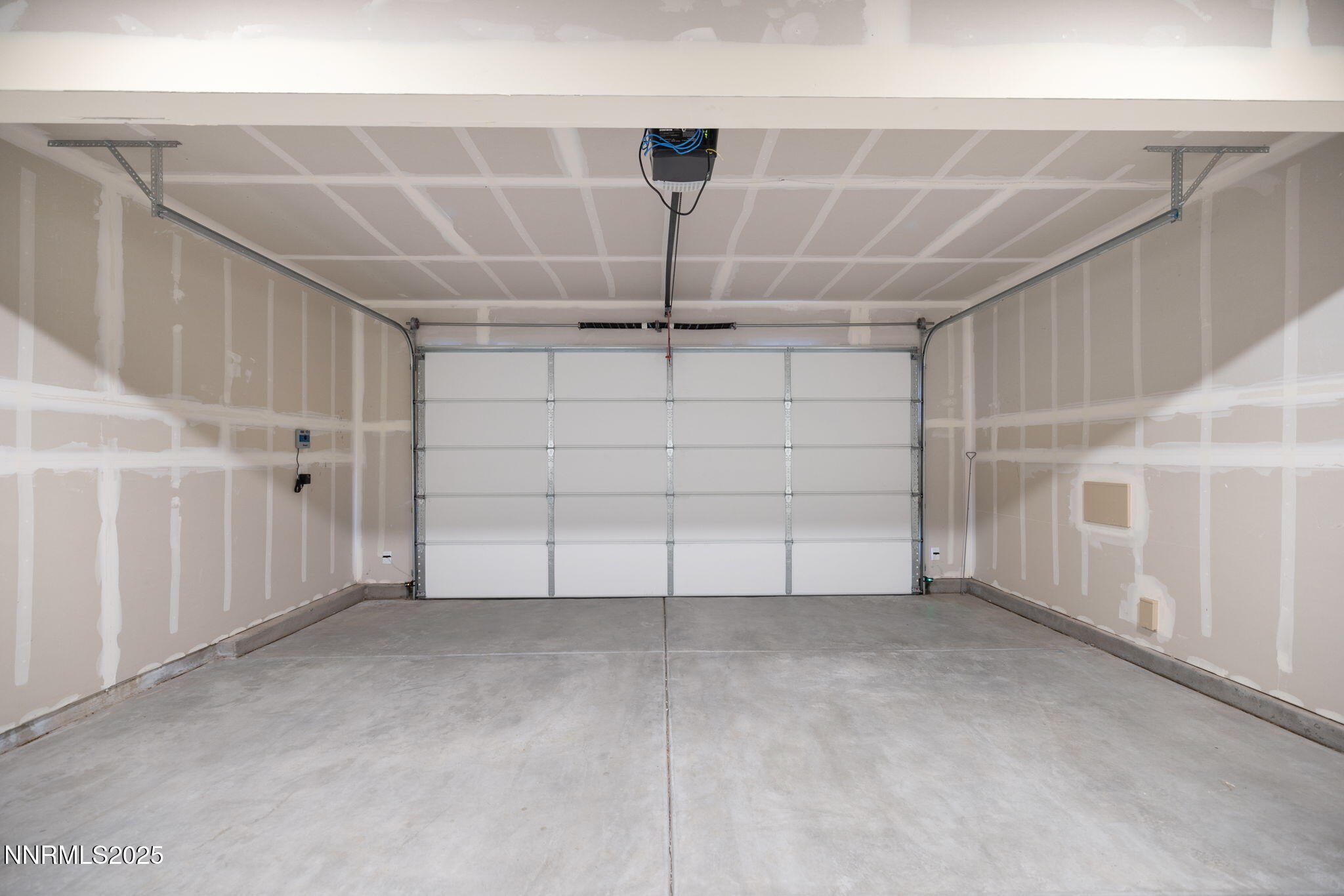 7701 Wandering Way Reno, NV 89506 - Photo 25 of 30 25-web-or-mls-IMG_4203